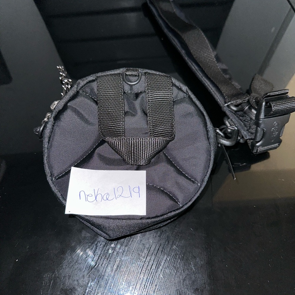 Eastpak x Telfar Circle Bag - Black - Picture 4 of 8